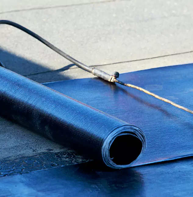 Expert Rubberized Roof Patch Solutions: Restoring Puyallup's Flat Roofs to Peak Performance