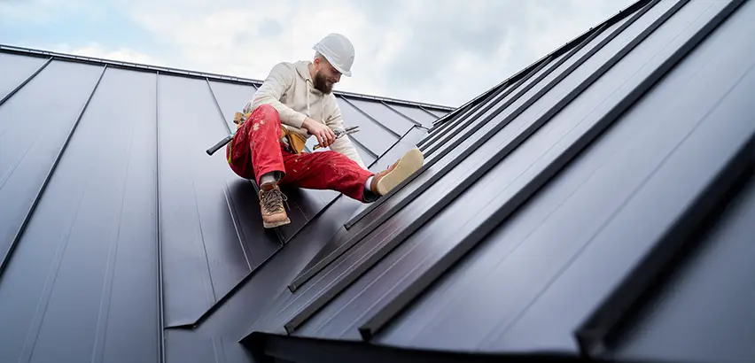 Professional Roof Valley Installation Services in Puyallup, WA