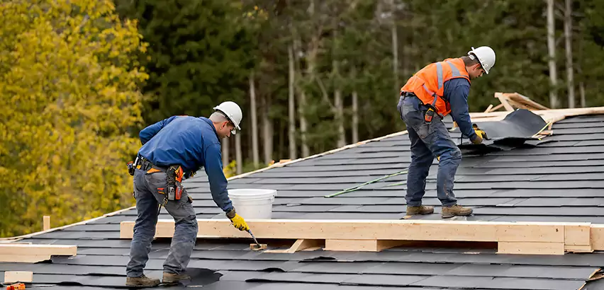 Garage Felt Roof Replacement in Puyallup