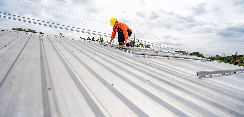 Metal Roof Repairs in Puyallup