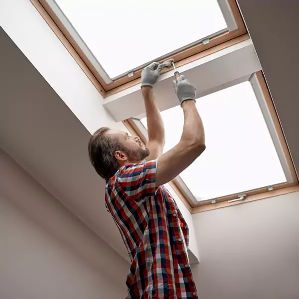 Why Puyallup, WA Homeowners Choose Puyallup Roofing Services for Skylight Repair?